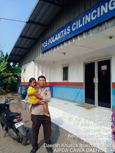 Laka Lantas di Cilincing, Polisi Selamatkan Anak Korban dari TKP