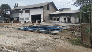 Proyek pembangunan berskala besar diduga belum mengantongi ijin