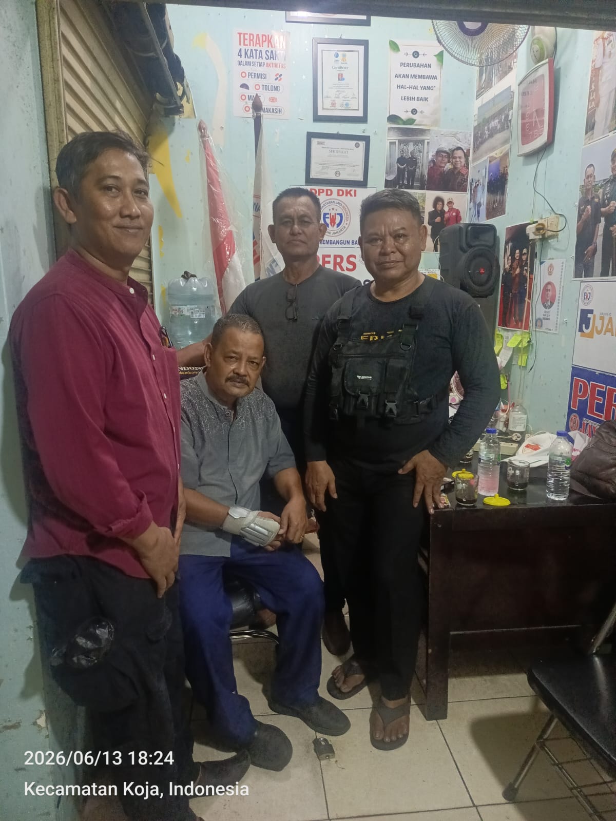 Kunjungan Ketua Umum APKLI-P dr Ali Mahsun ATMO, M.BIOMED didampingi Ketua DPW DKI Jakarta Hadi Setiono Ke Kantor Forum Wartawan Jaya Indonesia