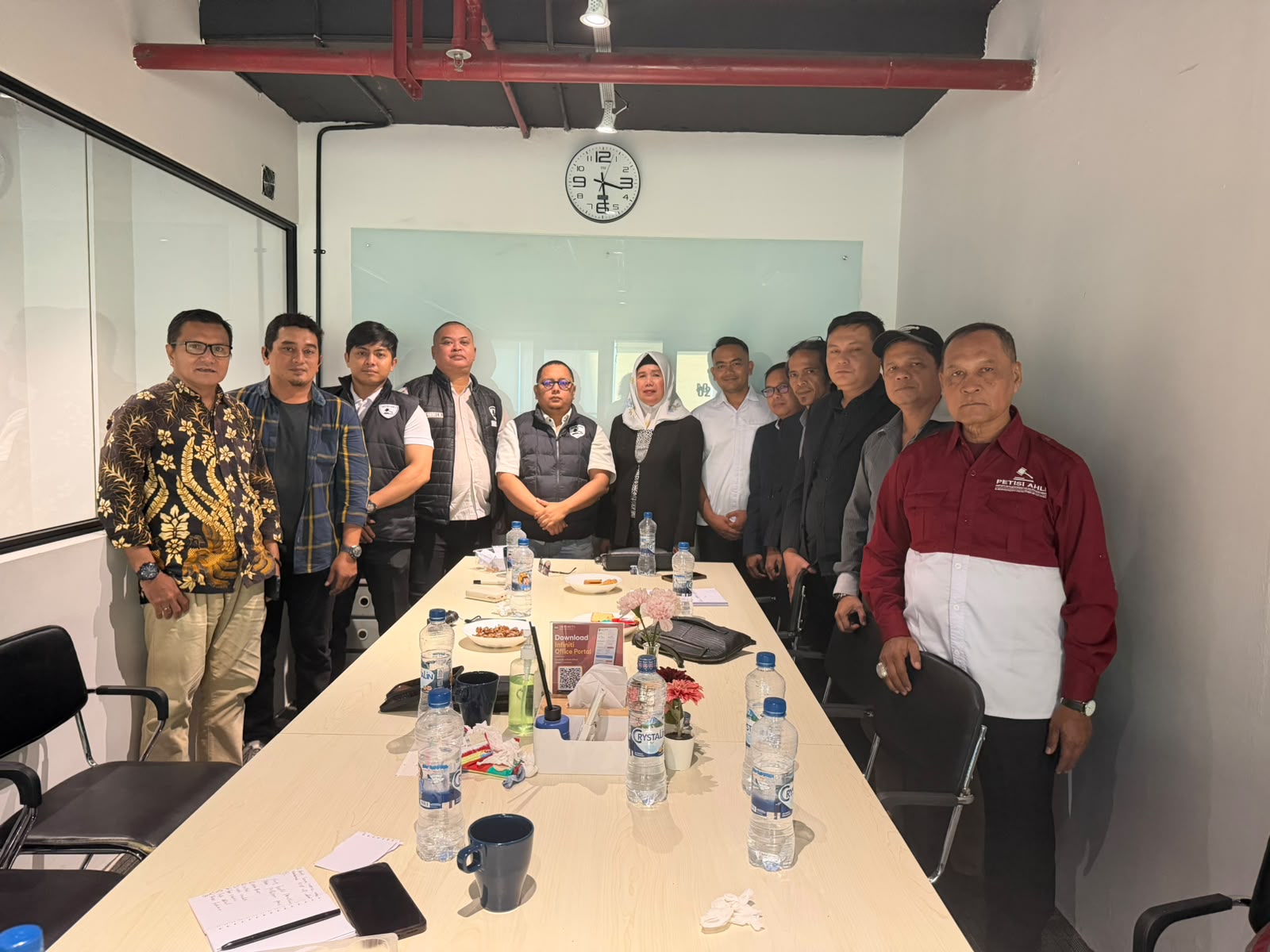 Dr. (c) Prihatin Kusdini, SH.MH Terpilih Sebagai Ketua Umum Posbakum PETISI AHLI