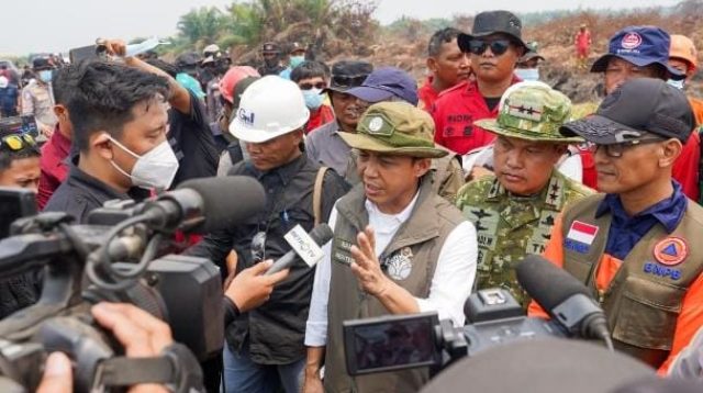 Menhut Raja Antoni : Penanganan Karhutla Riau Jadi Contoh yang Baik