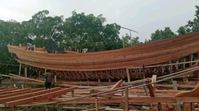 Polda Riau Berjanji Akan Menindaklanjuti Pembalakan Liar di Desa Serapung Kecamatan Pelalawan