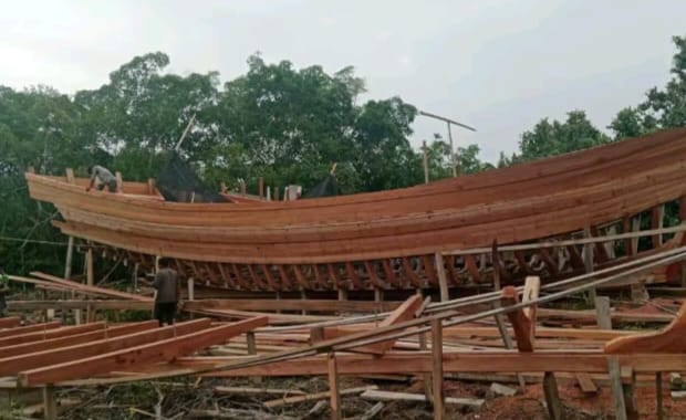 Polda Riau Berjanji Akan Menindaklanjuti Pembalakan Liar di Desa Serapung Kecamatan Pelalawan